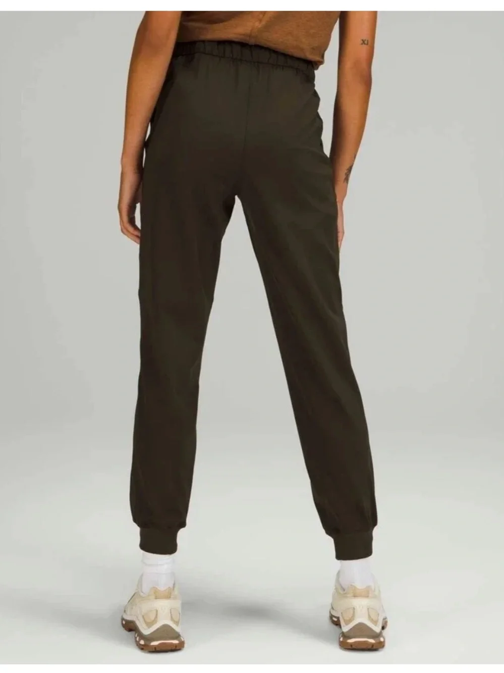 Lululemon Stretch High-Rise Jogger PantsDark Olive W5DQDS Size 2 Travel Casual